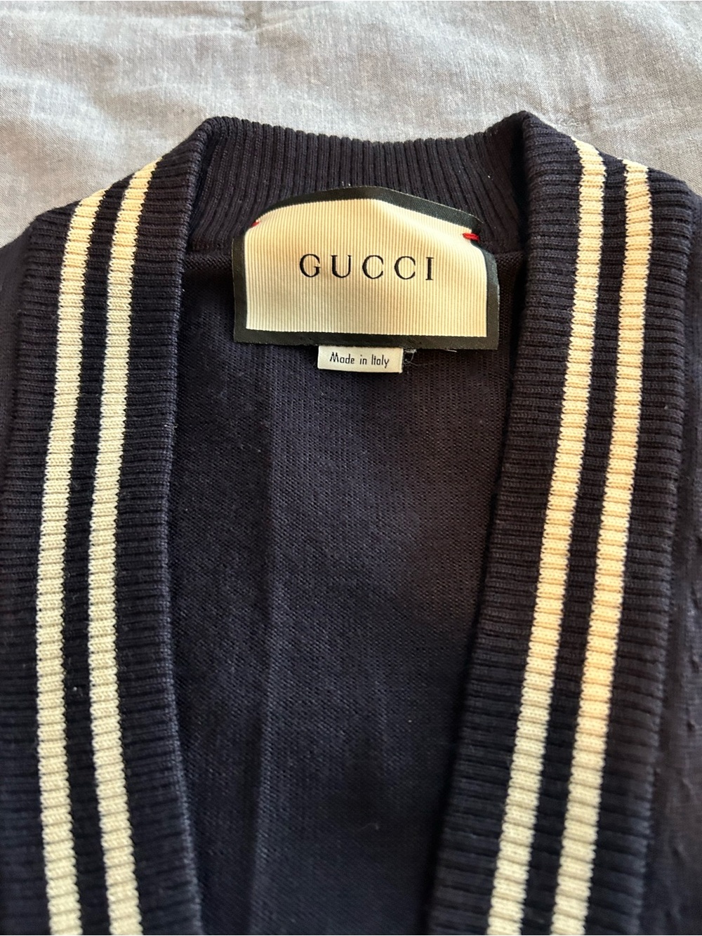 Gucci Navy Cardigan Women's S with Cream Trim and Bee Patch - Picture 3 of 7